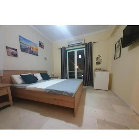 Jimmy's 2 מוראיטיקה