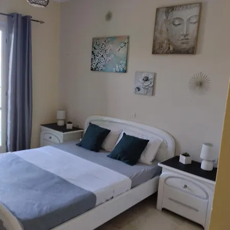 Appartement Jimmy's 2 Moraḯtika